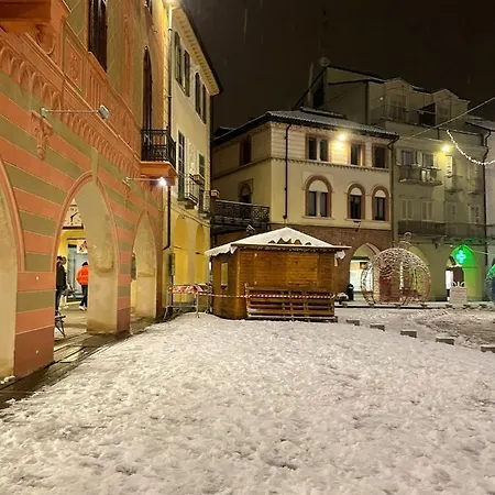 Cozy Place 10 Con Parcheggio Privato Gratuito شقة فيرتشيلي