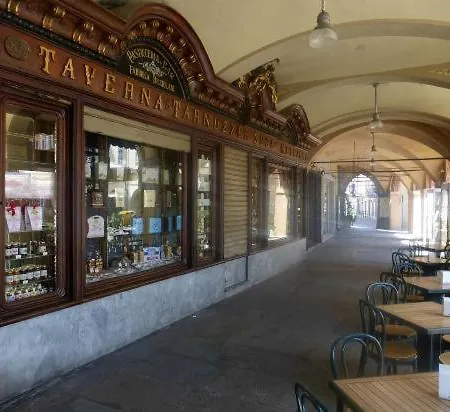 شقة Cozy Place 10 Con Parcheggio Privato Gratuito فيرتشيلي