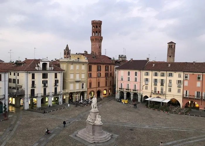 Cozy Place 10 Vercelli